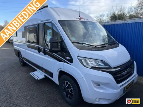 Malibu Van 640 LE LENGTE BEDDEN + TREKHAAK