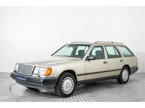Mercedes-Benz 200-serie 230 TE (bj 1986, automaat)