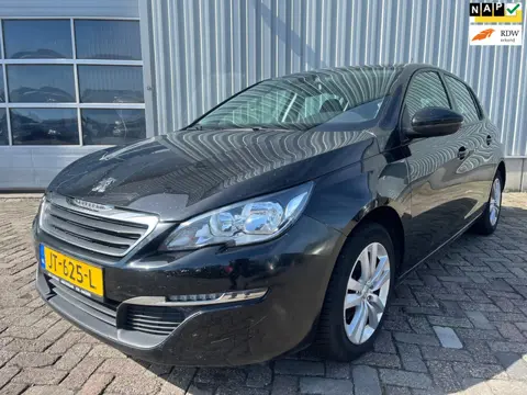 Peugeot 308 1.2 PureTech Active BAK DEFECT!!