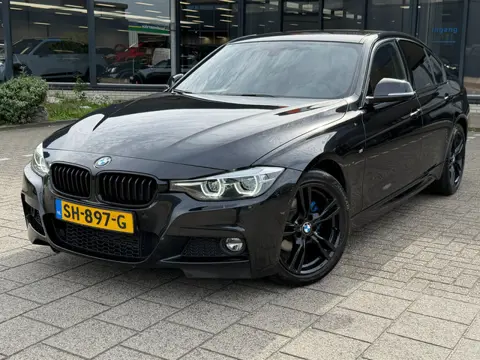 BMW 3-serie 318i Edition M Sport Shadow High Executive