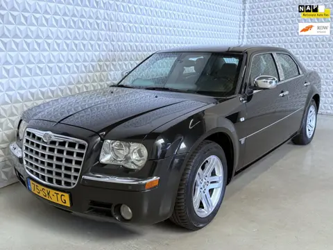 Chrysler 300C 2.7 V6 voor Export, Handel of Handige Harry! (2006)