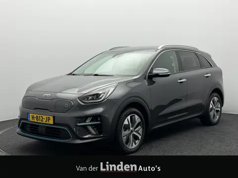 Kia e-Niro ExecutiveLine 64 kWh | SoH 95,7% | Navigatie | Camera | Stoelverwarming | Leer | Elektr. 