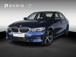 BMW 3 Serie Sedan 318i | LED | Navigatie | Sportstoelen | Clima | Shadow line | DAB | Hifi speakers 