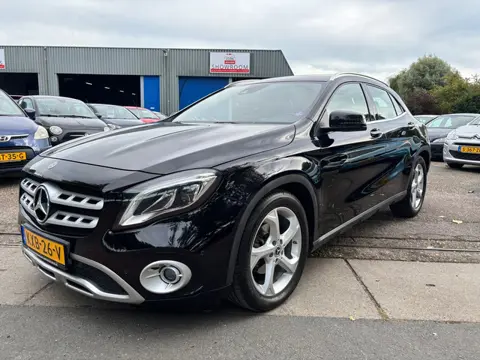 Mercedes-Benz GLA-klasse 180 Business Solution AMG
