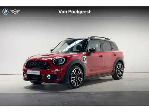 MINI Countryman Cooper SE ALL4 John Cooper Works Essence Pack