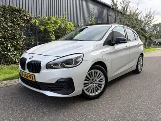 BMW 2 Serie Active Tourer 225xe iPerformance High Executive / AUTOMAAT / PANORAMADAK / HARMAN KARDON