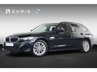 BMW 3-serie Touring 320e | Leder | PDC | Comforttoegang | Trekhaak |