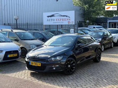 Volkswagen Scirocco 1.4 TSI Edition/Pano Dak/Cruis/Navigatie/sportieve uitlaat/Nap/Nieuw Apk/Volledi