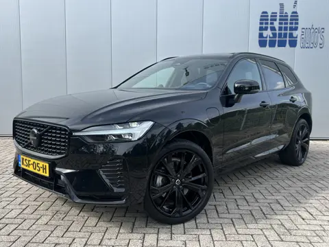 Volvo XC60 2.0 T6 350 pk Plug-in Hybrid AWD Ultimate Black Edition Luchtvering Bowers en Wilkins Tre