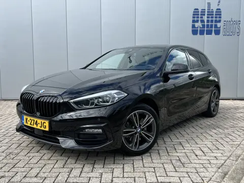 BMW 1-serie 118i Automaat Sportline Executive Edition Navi Prof Sportstoelen Led koplampen 17 Inch V