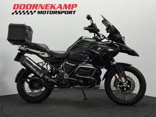 BMW R 1250 GS TRIPLE BLACK (bj 2021)