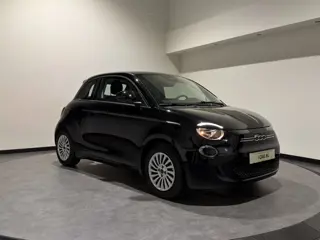 Fiat 500 3+1 42 kWh | Apple CarPlay - Android Auto | Stoelen verwarmd | Dodehoek detectie