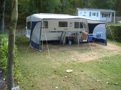 Gratis zomerluifel caravan