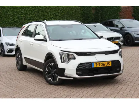 Kia Niro EV DynamicLine 64.8 kWh / SoH 96,8% / Camera / Half leder / Keyless / 17'' / Apple CarPlay 