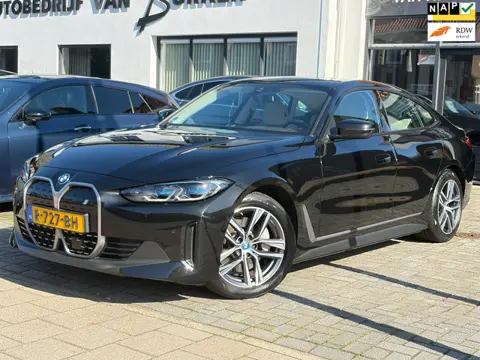 BMW I4 EDrive40 High Executive 84 kWh, NL-auto, SOH 96.6%, Lederen bekleding, Laser Lights,M-Stuur