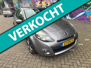 Renault Clio 1.2 TCe Sélection Business Sport zeer mooie auto met 160 dkm nap dikke velgen navigatie