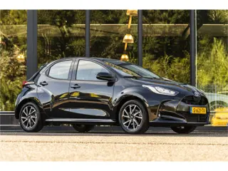 Toyota Yaris 1.5 Hybrid Dynamic (bj 2023, automaat)