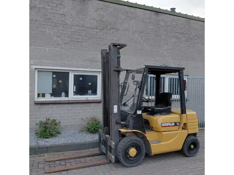CATERPILLAR DP25 Diesel Heftruck