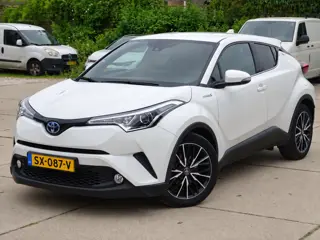 Toyota C-HR 1.8 Hybrid Energy (bj 2018, automaat)