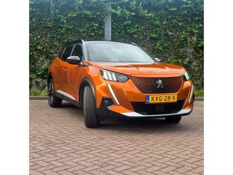 Peugeot E-2008 EV GT | SOH 90% | Pano, ACC, Camera & Stoelverwarming