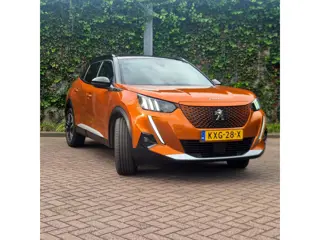 Peugeot E-2008 EV GT | SOH 90% | Pano, ACC, Camera & Stoelverwarming