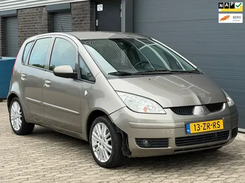 Mitsubishi Colt 1.5 Instyle LEER AIRCO AUTOMAAT LPG G3 APK NAP