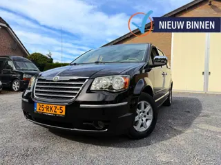 Chrysler Grand Voyager 3.8 V6 LIMITED YOUNGTIMER! 3xTV/DVD/STOW&GO/