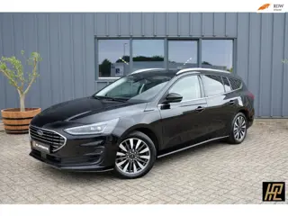 Ford Focus Wagon 1.0 EcoBoost 155pk Hybrid Titanium X * Zwenktrekhaak * Carplay * Camera * Stuurverw
