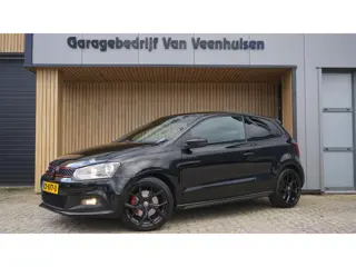 Volkswagen Polo 1.4 TSI 180pk GTI DSG 3Drs Leder/Alcantara 17inch LM *Black Optik* Stoelverwarming *
