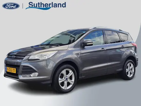 Ford Kuga 1.6 Titanium Plus 4WD 182 pk Automaat | Perfect onderhouden | Climate control | PDC | Trek