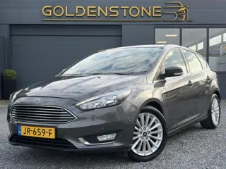 Ford Focus 1.0 Titanium   ✓125pk✓2e Eigenaar✓Navi✓Trekhaak✓6 Bak✓Clima✓Cruise✓Pdc V+A✓Net Beurt geha
