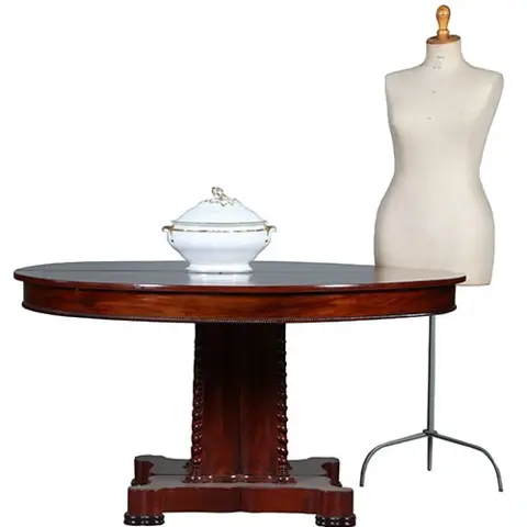 Ronde vroeg Biedermeier coulissentafel tot 12 max 14 personen verlengbaar