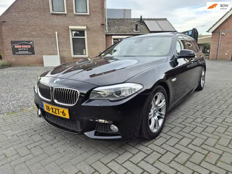 BMW 5-serie Touring 530d High Executive M-Sport Automaat Panodak Navi Clima Cruise Trekhaak