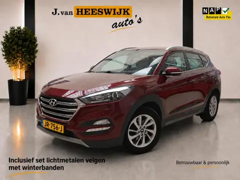 Hyundai Tucson 1.7 CRDi Comfort Airco (automatisch) | Trekhaak | stoelverwarming | set winterbanden 