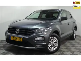 Volkswagen T-Roc 1.5 TSI Style Business / Carplay / Adap. cruise / Pdc / NL auto / 1 eigenaar