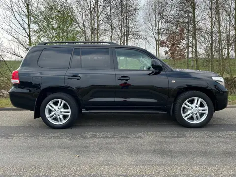 Toyota Land Cruiser V8 4.5 D-4D Executive 7p. UNIEK nieuwstaat youngtimer