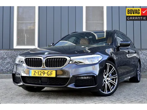 BMW 5 Serie Touring 530i M-Sport Rijklaarprijs-Garantie Panoramadak Leder Interieur Led Head-Up Trek