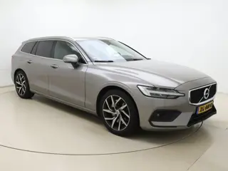 Volvo V60 T5 Momentum | Trekhaak | Leder | Stoelverwarming