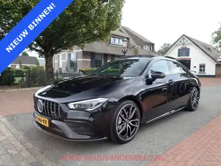 Mercedes-Benz CLA-Klasse AMG 35 4MATIC Coupé / SFEERVERLICHTING / HEAD-UP / BURMESTER / CARPLAY / CA