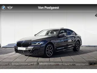 BMW 5 Serie Sedan 530e High Executive M-Sport / Head-Up / Glazen Schuifdak / Adaptive Cruise Control