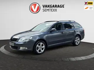 Skoda Octavia Combi 1.2 TSI Comfort | Clima | Cruise | Navi | PDC Achter | Dakrails | Boekjes/Histor