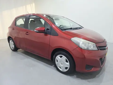 Toyota Yaris 1.0 VVT-i Aspiration 5Drs AC Trekhaak