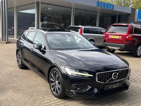 Volvo V60 T6 AWD Inscription HeadUp Panorama keyless Pilot Assist 360