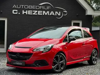 Opel Corsa 1.4 GSI 150PK SPOILER KUIPSTOELEN LEDER CARPLAY NAVI CAMERA XENON