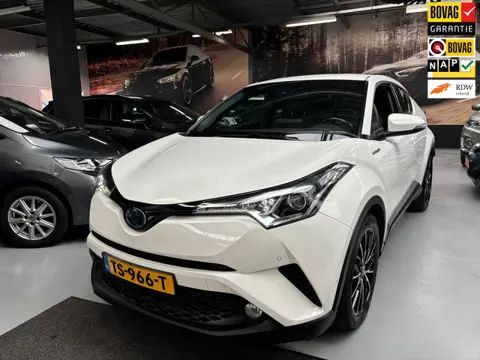 Toyota C-HR 1.8 Hybrid Executive / Camera / Stoelverwarming
