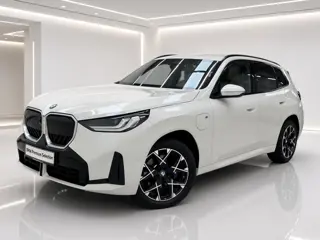 BMW X3 30e xDrive M-Sport | Panorama | Trekhaak | Harman Kardon | Driving Assistant Professional | 2