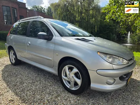 Peugeot 206 SW 1.4-16V Air-line 3 AIRCO *apk:07-2027*