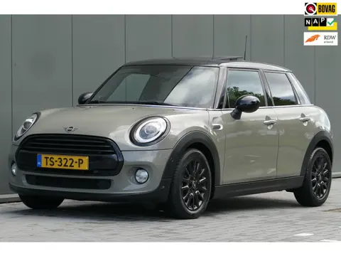 Mini 5-Deurs 1.5 Cooper NAP Pano H&K Keyless Clima Cruise Navi