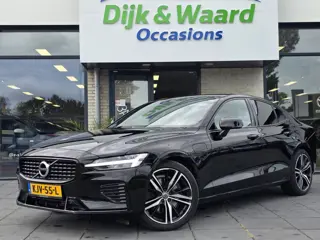 Volvo S60 2.0 Recharge T8 AWD R-Design Plug-in hybrid – 390 pk – Pano – Leder