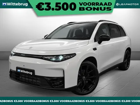 Leapmotor C10 REEV Design 28.4 kWh Range Extender 950 km RANGE Automaat met 21 Inch Lichtmetalen vel